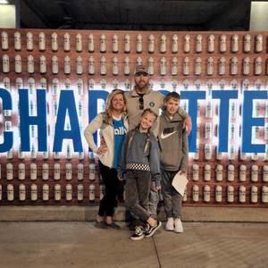 Meet your Posher, Samantha